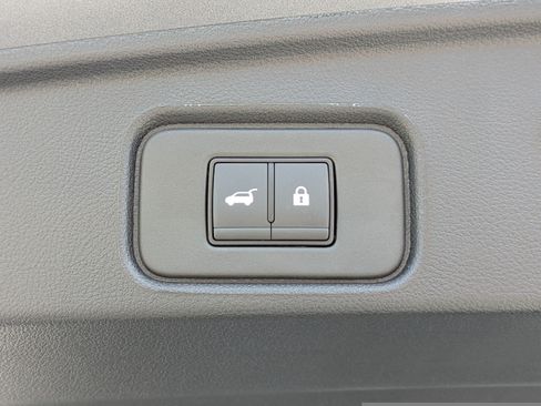 Used 2026 Nissan Pathfinder Platinum w/ Cargo Package FWD image 14