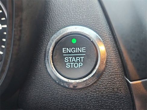 Used 2019 Ford EcoSport SE image 16