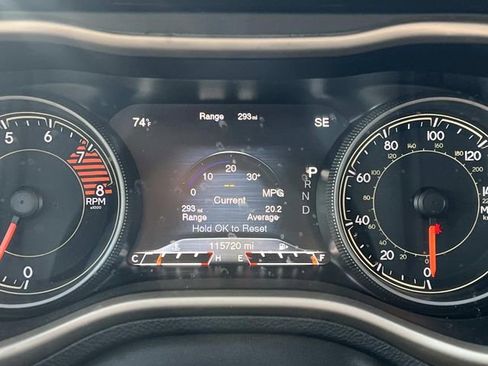 Used 2016 Jeep Cherokee Limited AWD/4WD image 21
