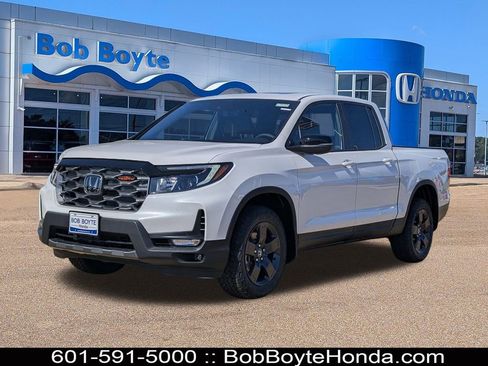 New 2026 Honda Ridgeline TrailSport image 1