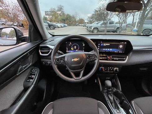 Certified 2025 Chevrolet TrailBlazer LT image 11