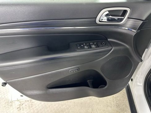 Used 2021 Jeep Grand Cherokee Limited w/ Trailer Tow Group IV image 20