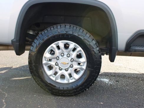 Used 2022 Chevrolet Silverado 2500 LTZ w/ Z71 Off-Road Package image 14