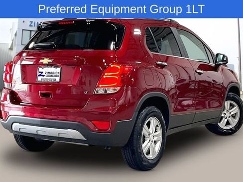 Used 2020 Chevrolet Trax LT w/ LT Convenience Package AWD/4WD image 8