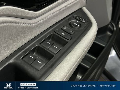 Used 2024 Honda Odyssey Touring image 18