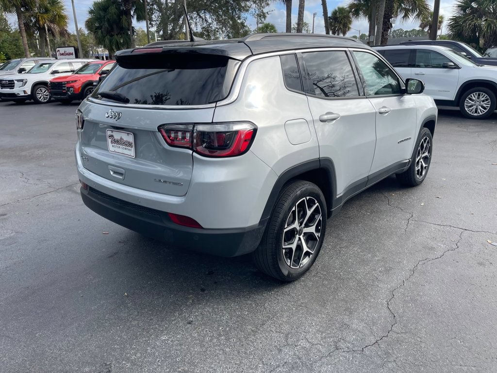 Used 2025 Jeep Compass Limited AWD/4WD image 6