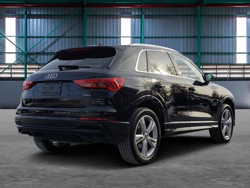 Used 2020 Audi Q3 2.0T Premium w/ Convenience Package image 5