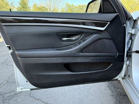 Used 2014 BMW 535d Sedan image 23