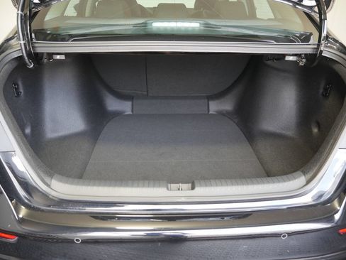 Used 2024 Honda Accord Touring image 10