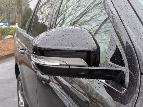 New 2026 Lincoln Navigator Reserve AWD/4WD image 12