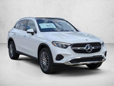 Used 2026 Mercedes-Benz GLC 300 image 7