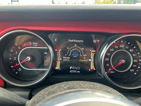 Used 2022 Jeep Wrangler Unlimited Rubicon w/ Steel Bumper Group image 23