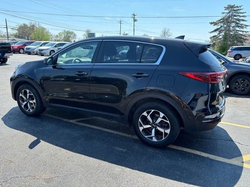 Used 2022 Kia Sportage LX FWD image 6
