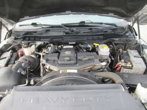 Used 2018 RAM 3500 Big Horn image 12