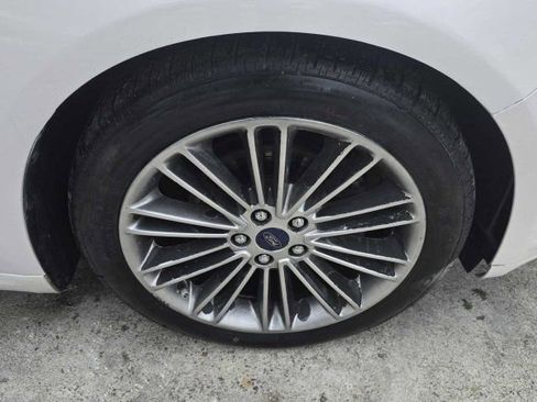 Used 2013 Ford Fusion SE image 11