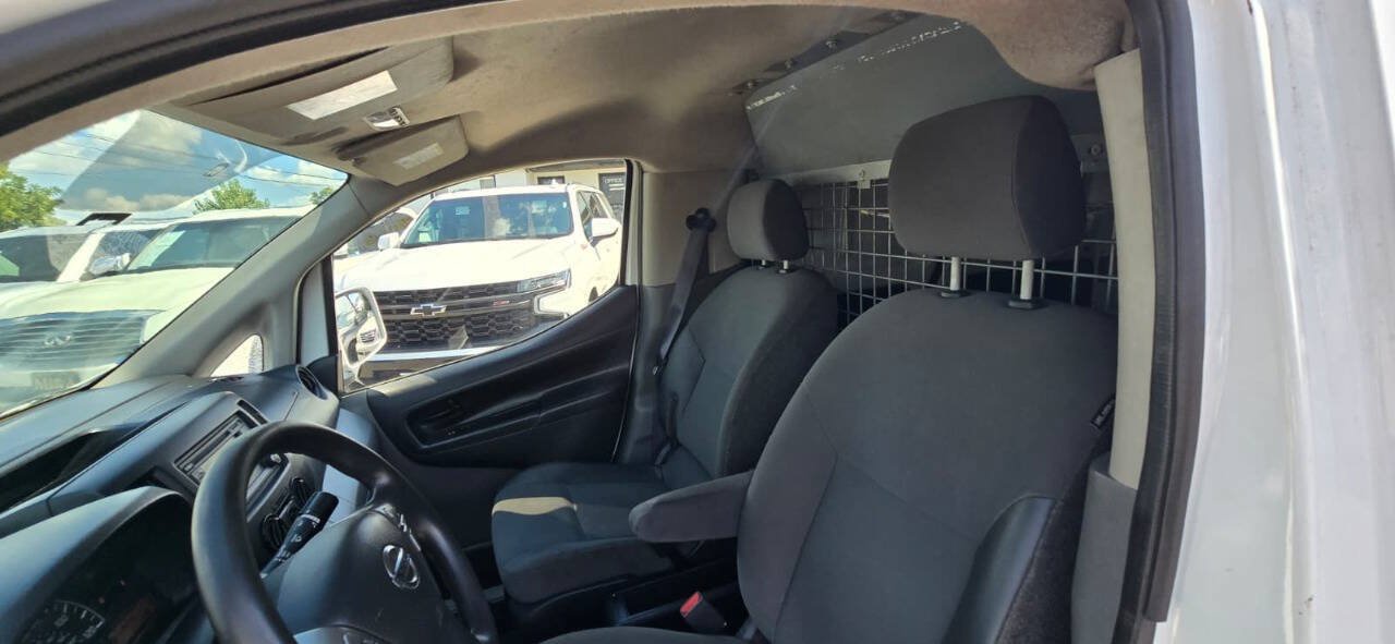 Used 2018 Nissan NV200 SV w/ Navigation Package FWD image 13