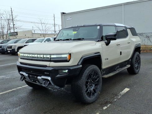 New 2026 GMC Hummer EV SUV image 3