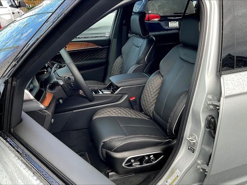 New 2025 Jeep Grand Cherokee L Summit image 9