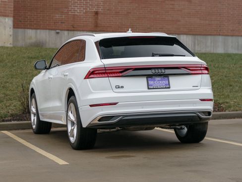Certified 2023 Audi Q8 Premium w/ Convenience Package image 4