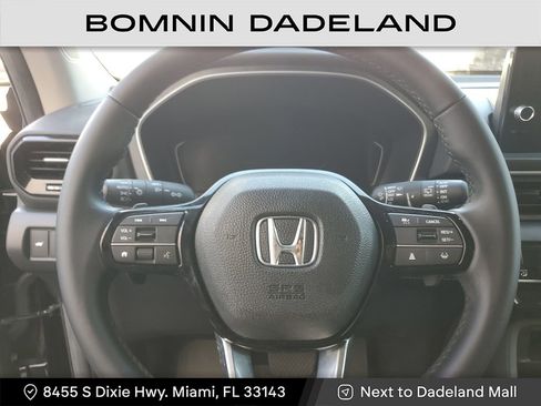 Used 2025 Honda Pilot EX-L image 10