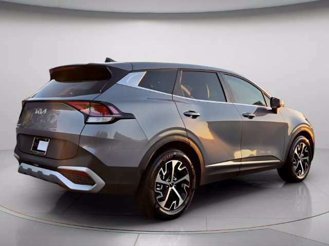 Used 2025 Kia Sportage EX FWD image 7