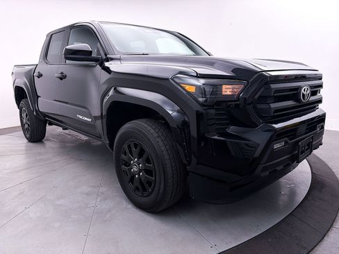 Used 2024 Toyota Tacoma SR5 image 10