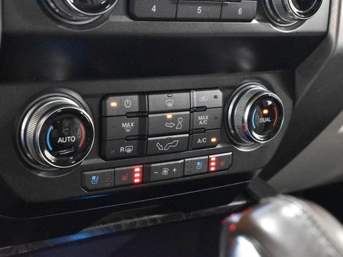 Used 2019 Ford F150 Limited w/ Trailer Tow Package image 20