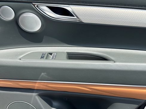 New 2026 Genesis GV80 3.5T Prestige AWD/4WD image 18