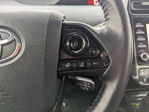 Used 2022 Toyota Prius XLE image 25