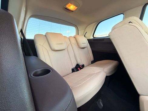 Used 2018 Mercedes-Benz GLS 450 4MATIC w/ Premium Package image 23