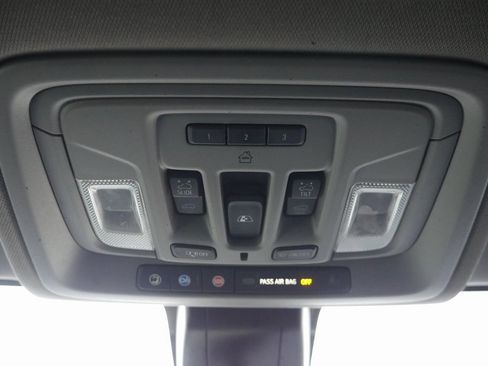 Used 2022 Chevrolet Silverado 3500 LTZ w/ LTZ Premium Package image 22