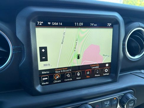 Used 2023 Jeep Wrangler Unlimited Rubicon 4xe w/ Cold Weather Group AWD/4WD image 26