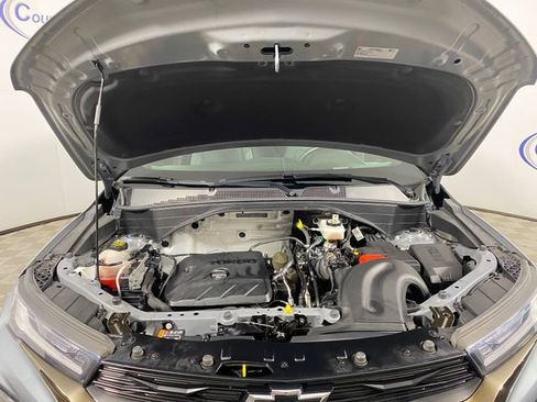 Certified 2021 Chevrolet TrailBlazer RS w/ Technology Package image 25