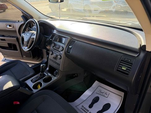 Used 2017 Ford Flex SE FWD image 26