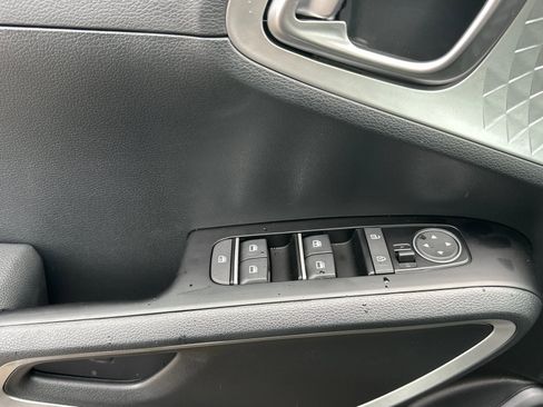 New 2025 Kia Soul LX image 11