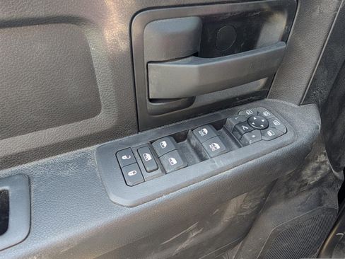 New 2025 RAM 2500 Tradesman AWD/4WD image 15