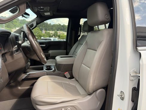 Used 2020 Chevrolet Silverado 1500 LTZ w/ LTZ Premium Package AWD/4WD image 14