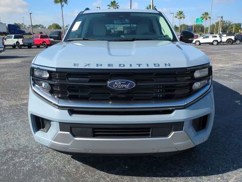 New 2026 Ford Expedition Max Platinum AWD/4WD image 3