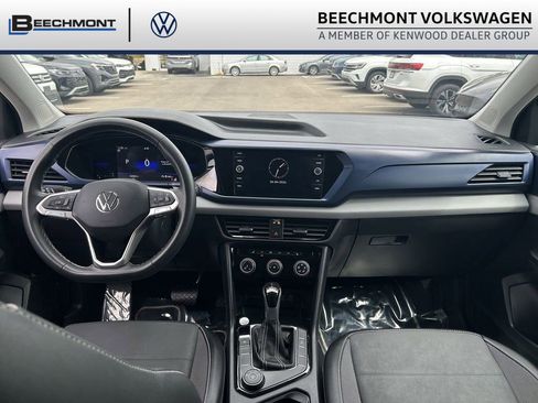 Used 2023 Volkswagen Taos SE w/ Black Wheel Package AWD/4WD image 9