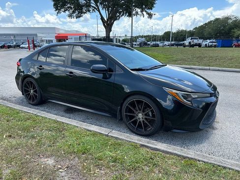 Used 2020 Toyota Corolla LE FWD image 8