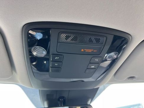 Certified 2024 Kia Carnival LX image 25