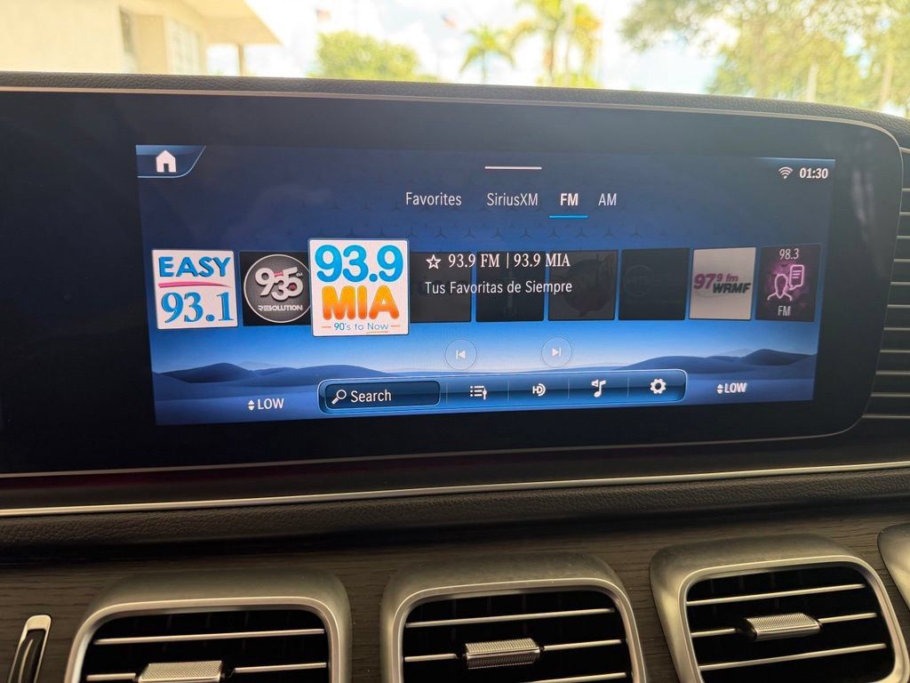 Used 2025 Mercedes-Benz GLE 350 4MATIC image 7