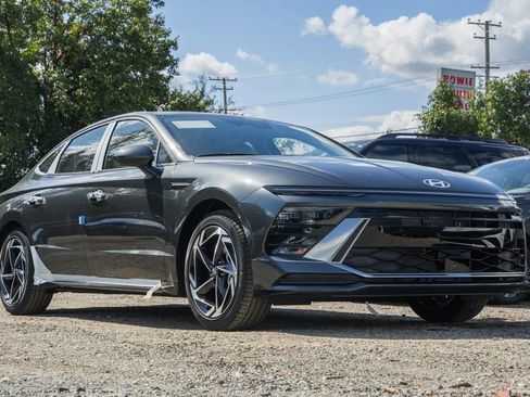 New 2026 Hyundai Sonata SEL FWD image 1