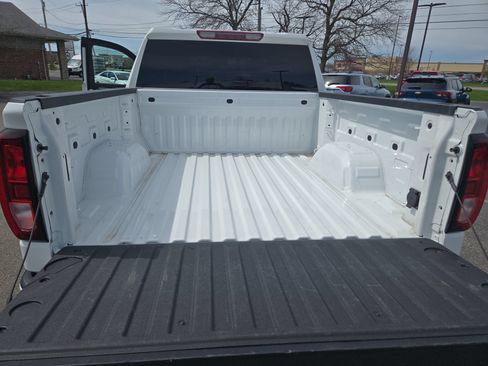 Certified 2024 GMC Sierra 1500 Elevation AWD/4WD image 18