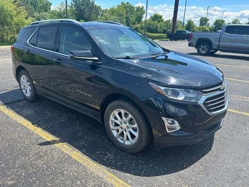 Used 2018 Chevrolet Equinox LT w/ Sun & Infotainment Package AWD/4WD image 5