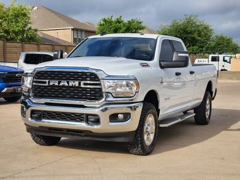 Used 2024 RAM 3500 Big Horn image 13