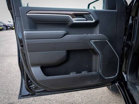 Used 2022 Chevrolet Silverado 1500 LT image 19