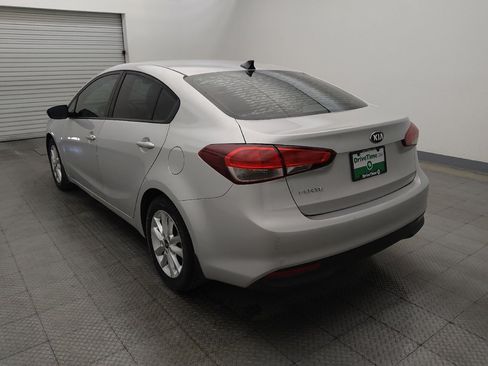 Used 2017 Kia Forte LX w/ LX Popular Package FWD image 5