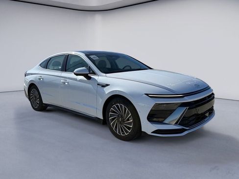 New 2026 Hyundai Sonata Limited image 7
