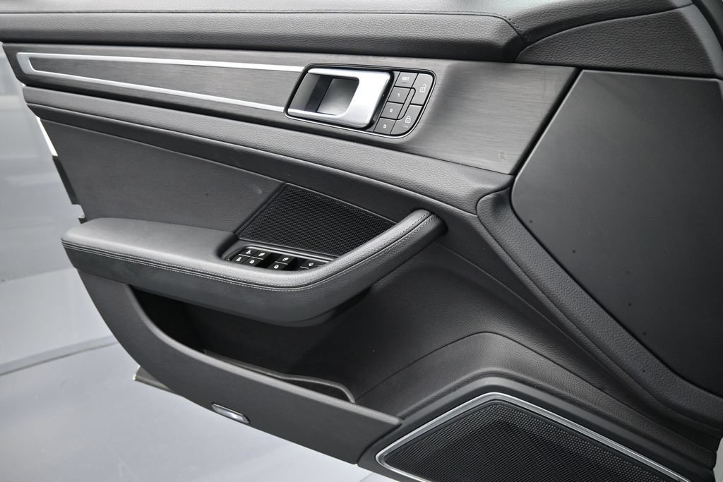 Certified 2023 Porsche Panamera Platinum Edition RWD image 24